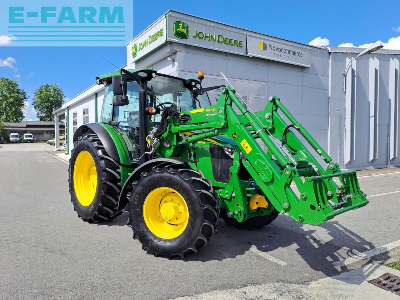 John Deere 5125R - Трактор: снимка 1 John Deere 5125R - Трактор: снимка 1