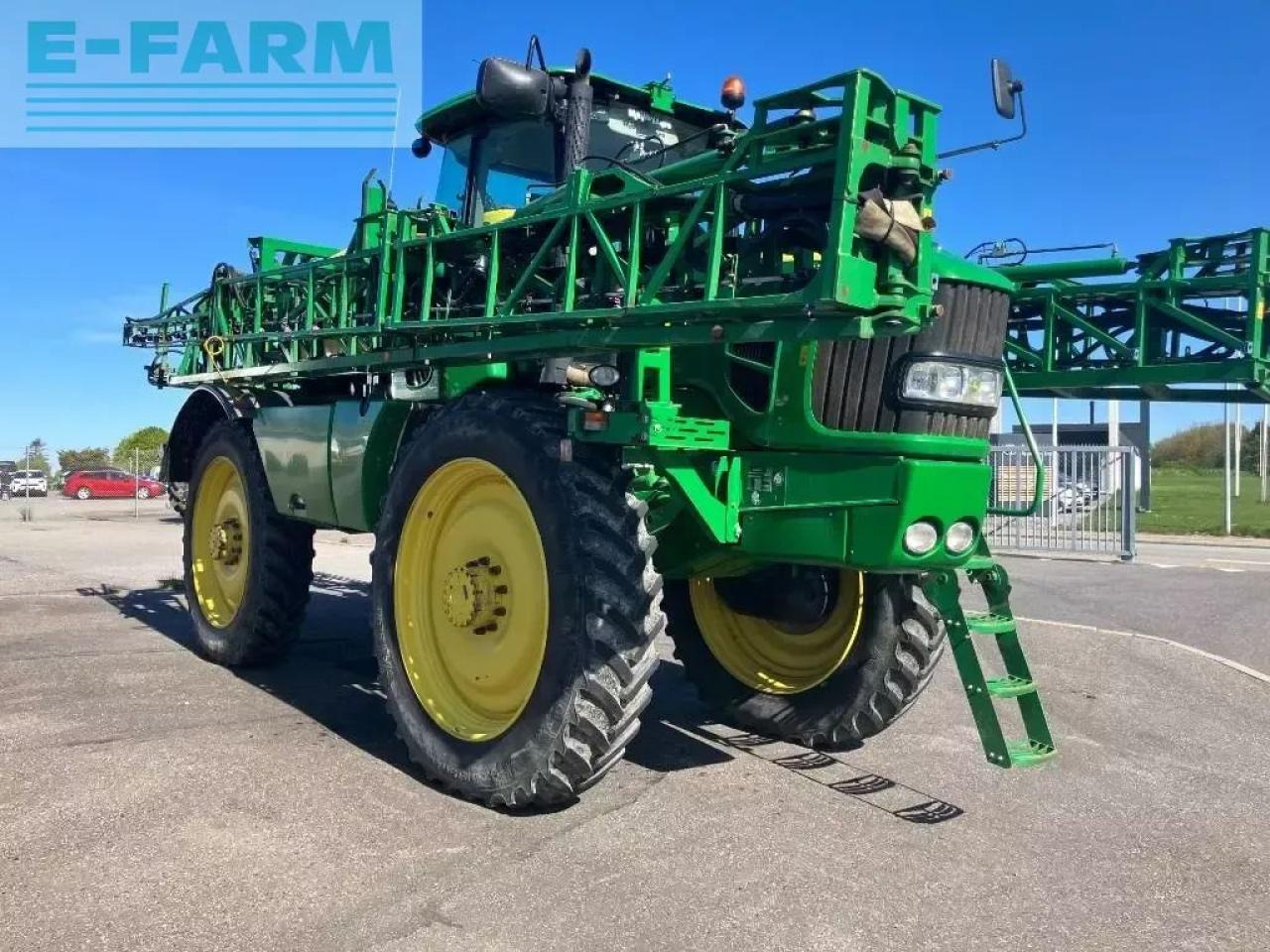 John Deere 5430 i - Прикачна пръскачка: снимка 1 John Deere 5430 i - Прикачна пръскачка: снимка 1