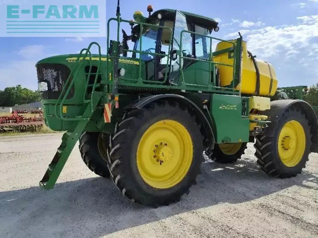 John Deere 5430i - Прикачна пръскачка: снимка 1 John Deere 5430i - Прикачна пръскачка: снимка 1