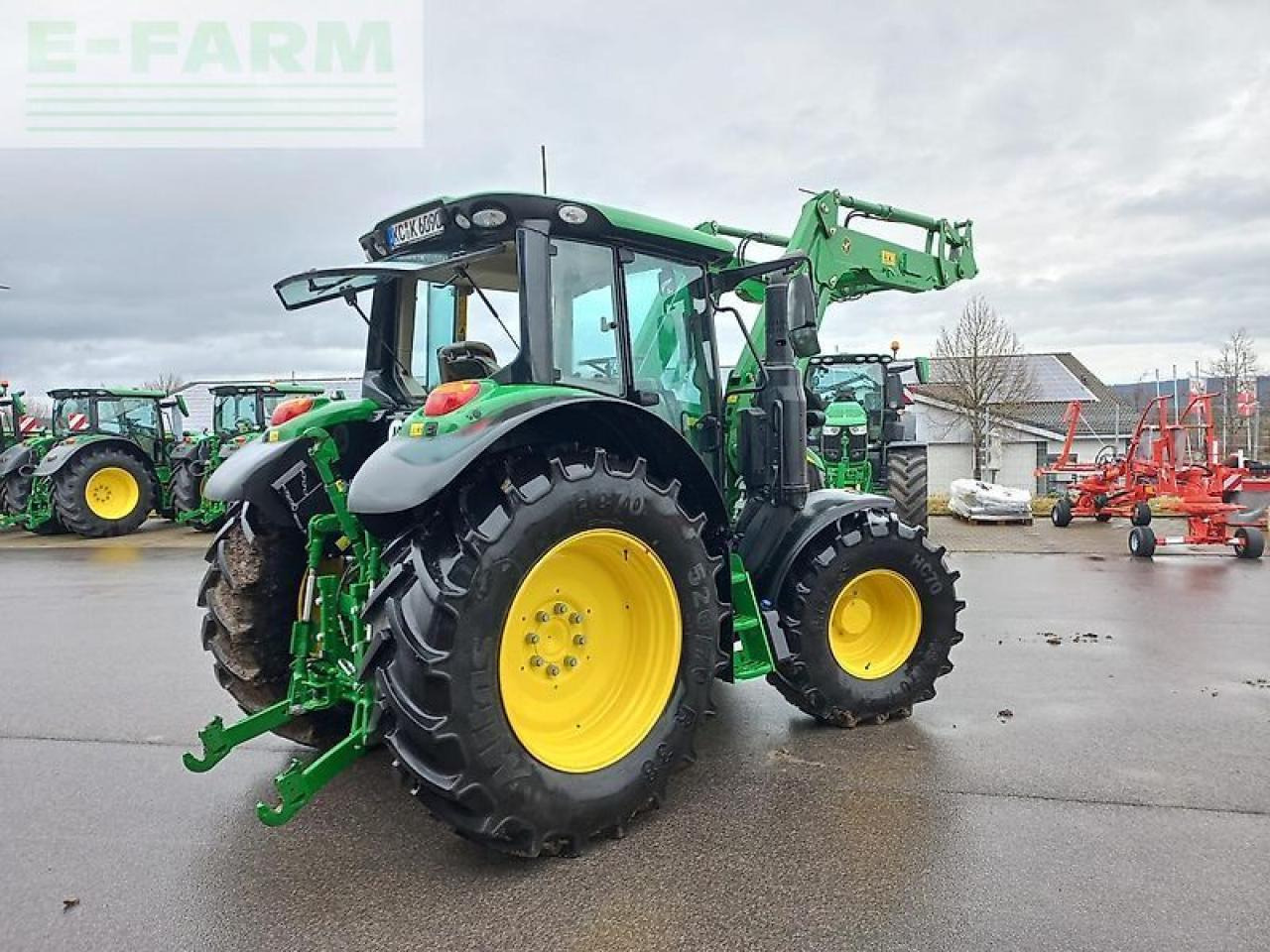 John Deere 6090m - Трактор: снимка 3 John Deere 6090m - Трактор: снимка 3