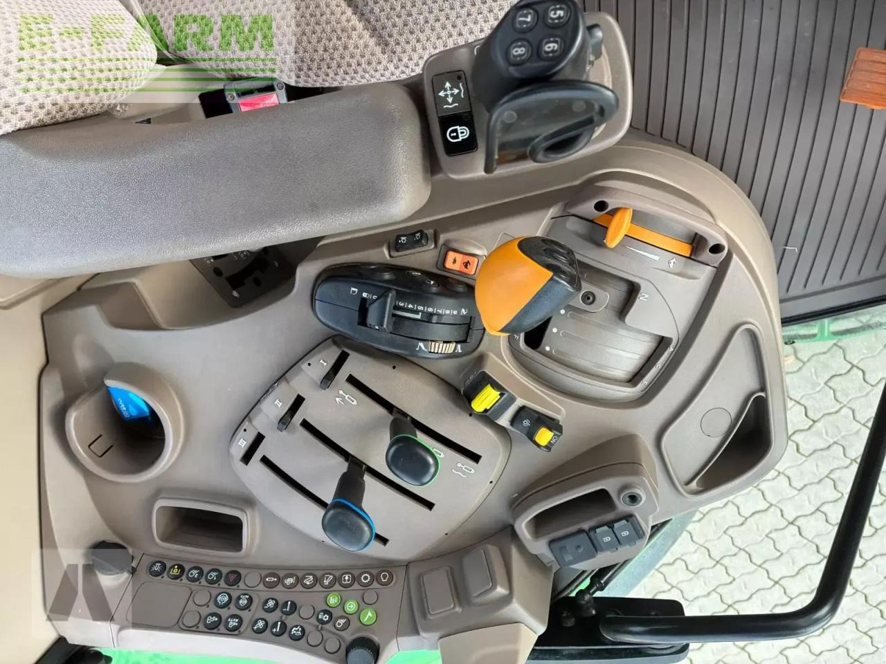 John Deere 6090m - Трактор: снимка 5 John Deere 6090m - Трактор: снимка 5