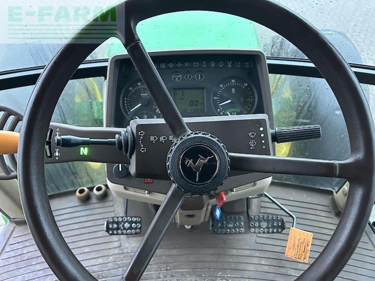 John Deere 6110 - Трактор: снимка 4 John Deere 6110 - Трактор: снимка 4