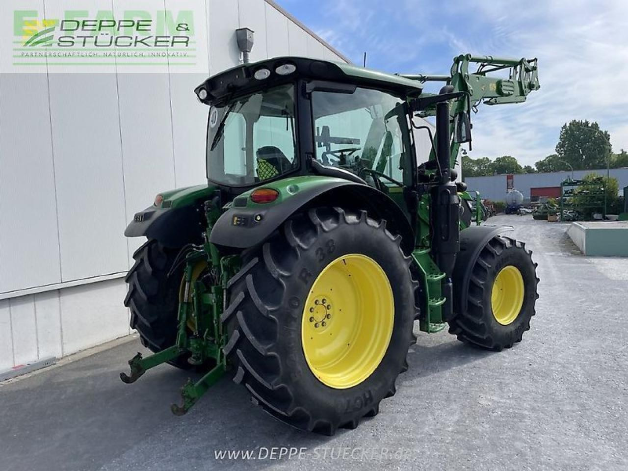 John Deere 6110r - Трактор: снимка 4 John Deere 6110r - Трактор: снимка 4