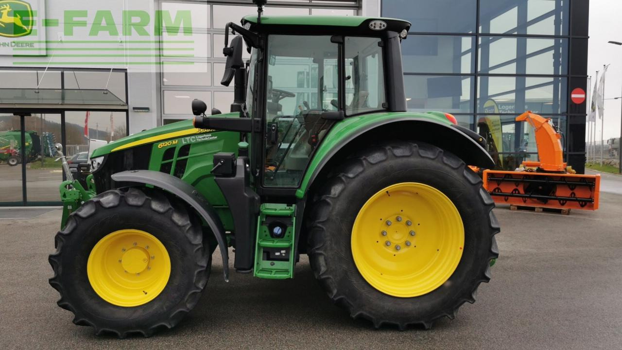 John Deere 6120M - Трактор: снимка 1 John Deere 6120M - Трактор: снимка 1