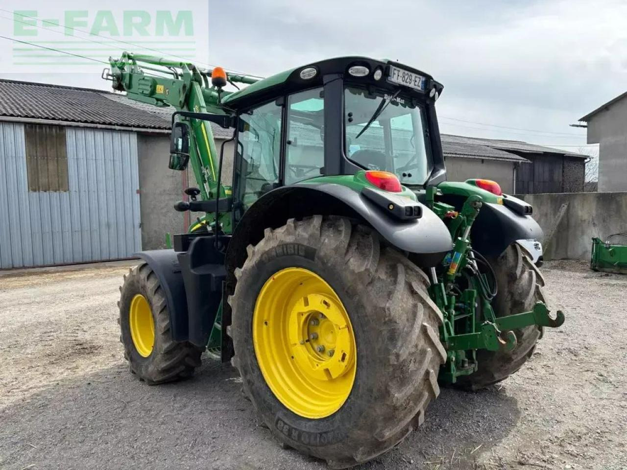 John Deere 6120m - Трактор: снимка 3 John Deere 6120m - Трактор: снимка 3