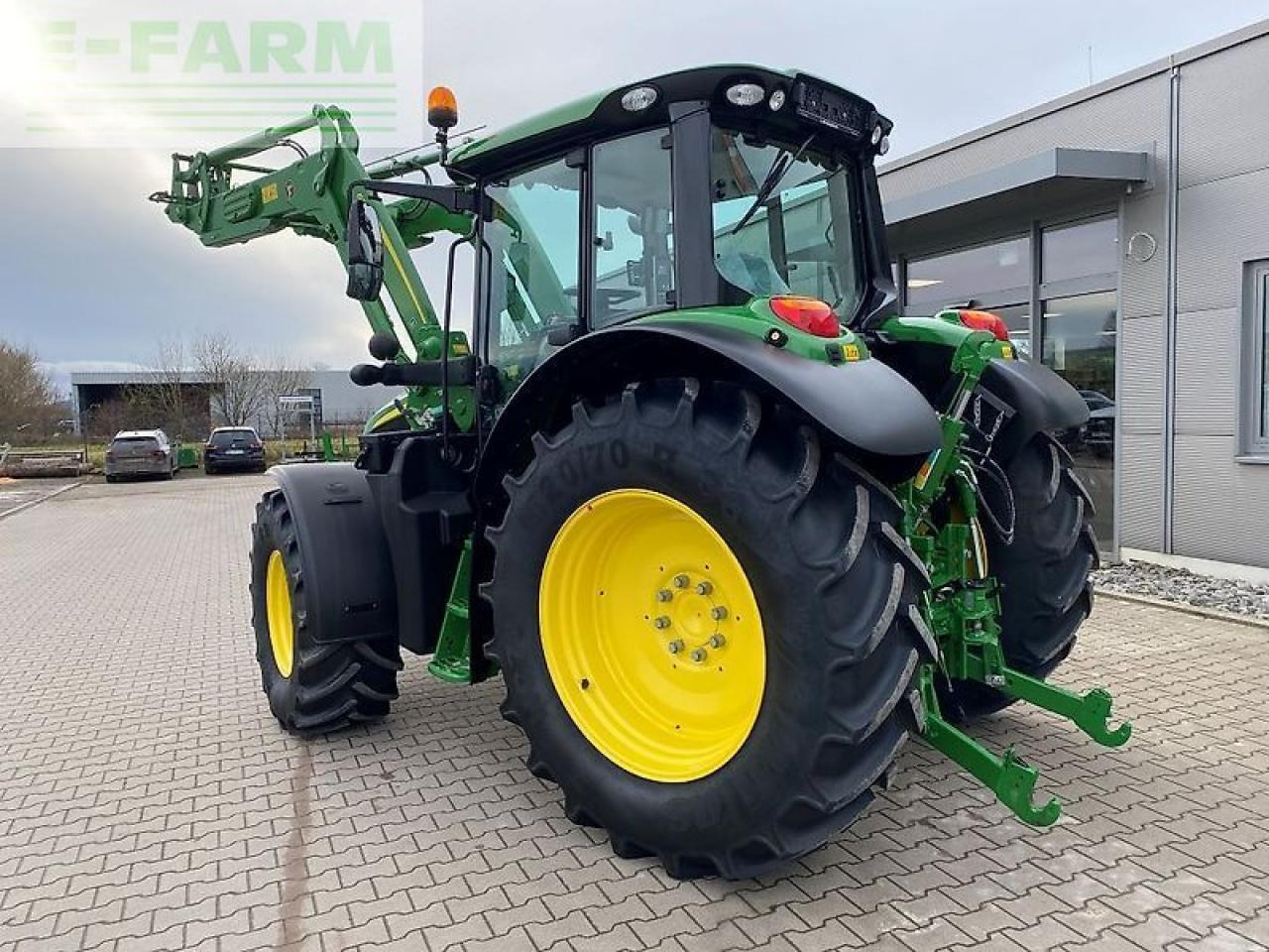 John Deere 6120m mit frontlader 623r - Трактор: снимка 4 John Deere 6120m mit frontlader 623r - Трактор: снимка 4