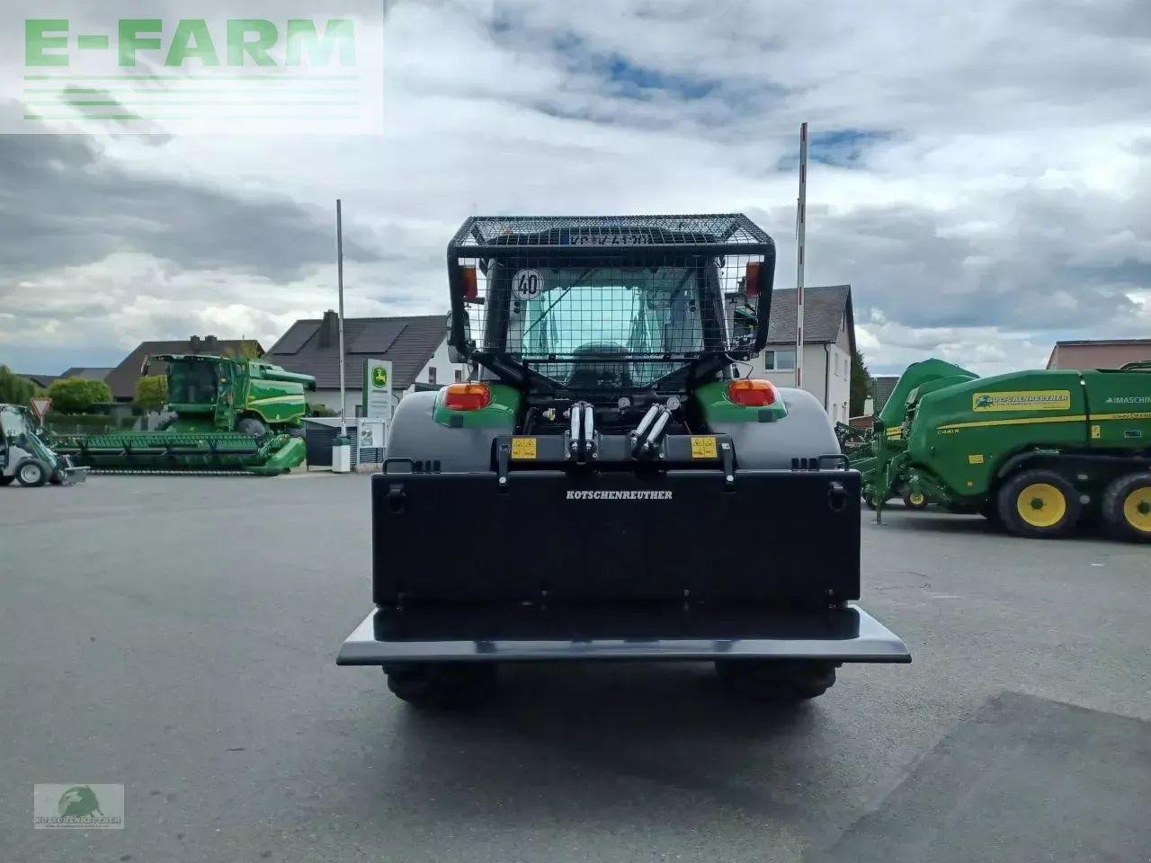 John Deere 6120m uvv forstschlepper - Трактор: снимка 4 John Deere 6120m uvv forstschlepper - Трактор: снимка 4