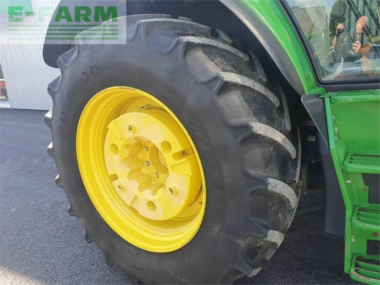 John Deere 6130 m - Трактор: снимка 2 John Deere 6130 m - Трактор: снимка 2