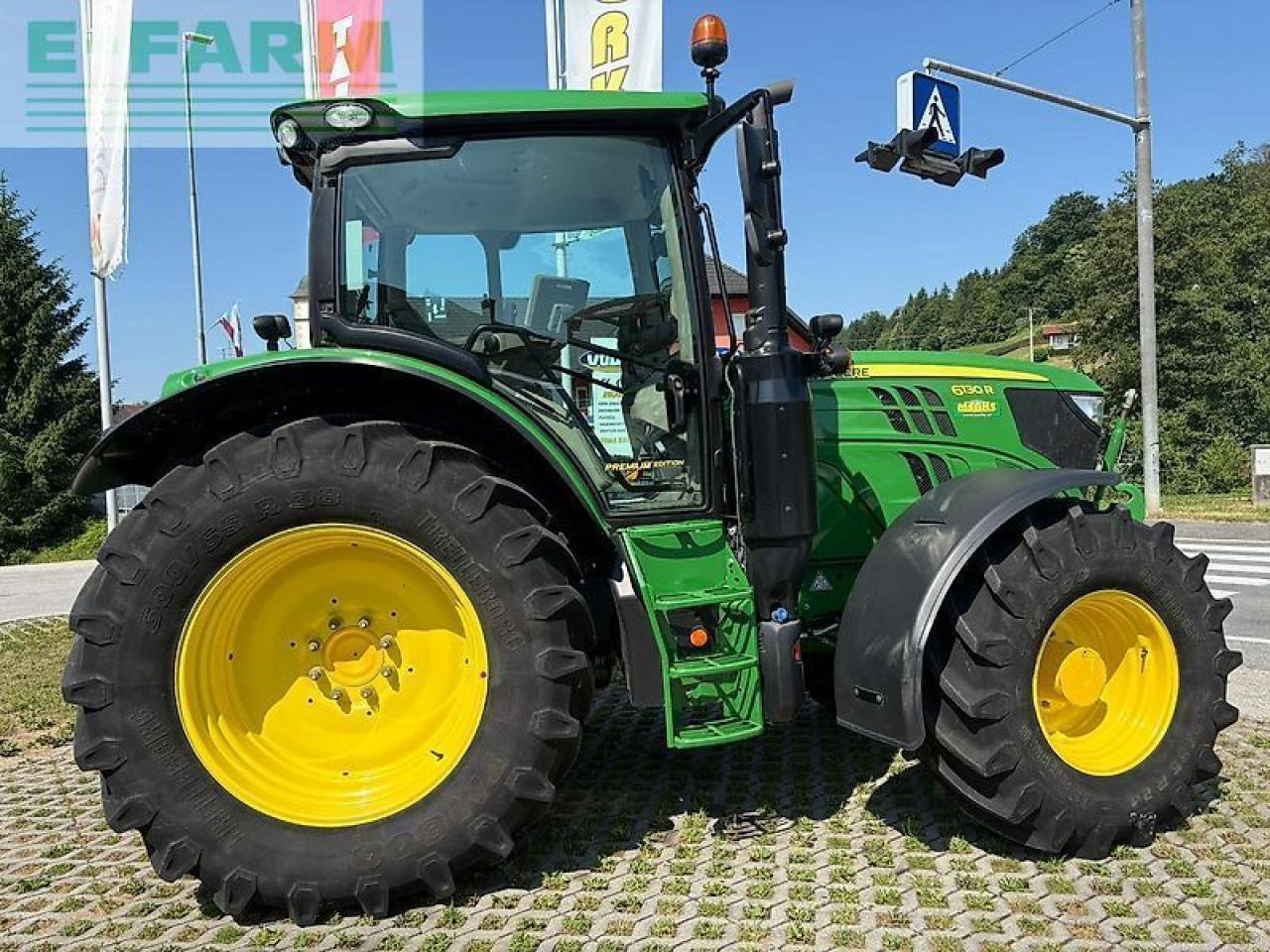 John Deere 6130r - Трактор: снимка 4 John Deere 6130r - Трактор: снимка 4