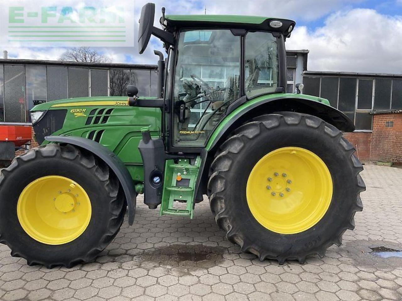 John Deere 6130r - Трактор: снимка 4 John Deere 6130r - Трактор: снимка 4