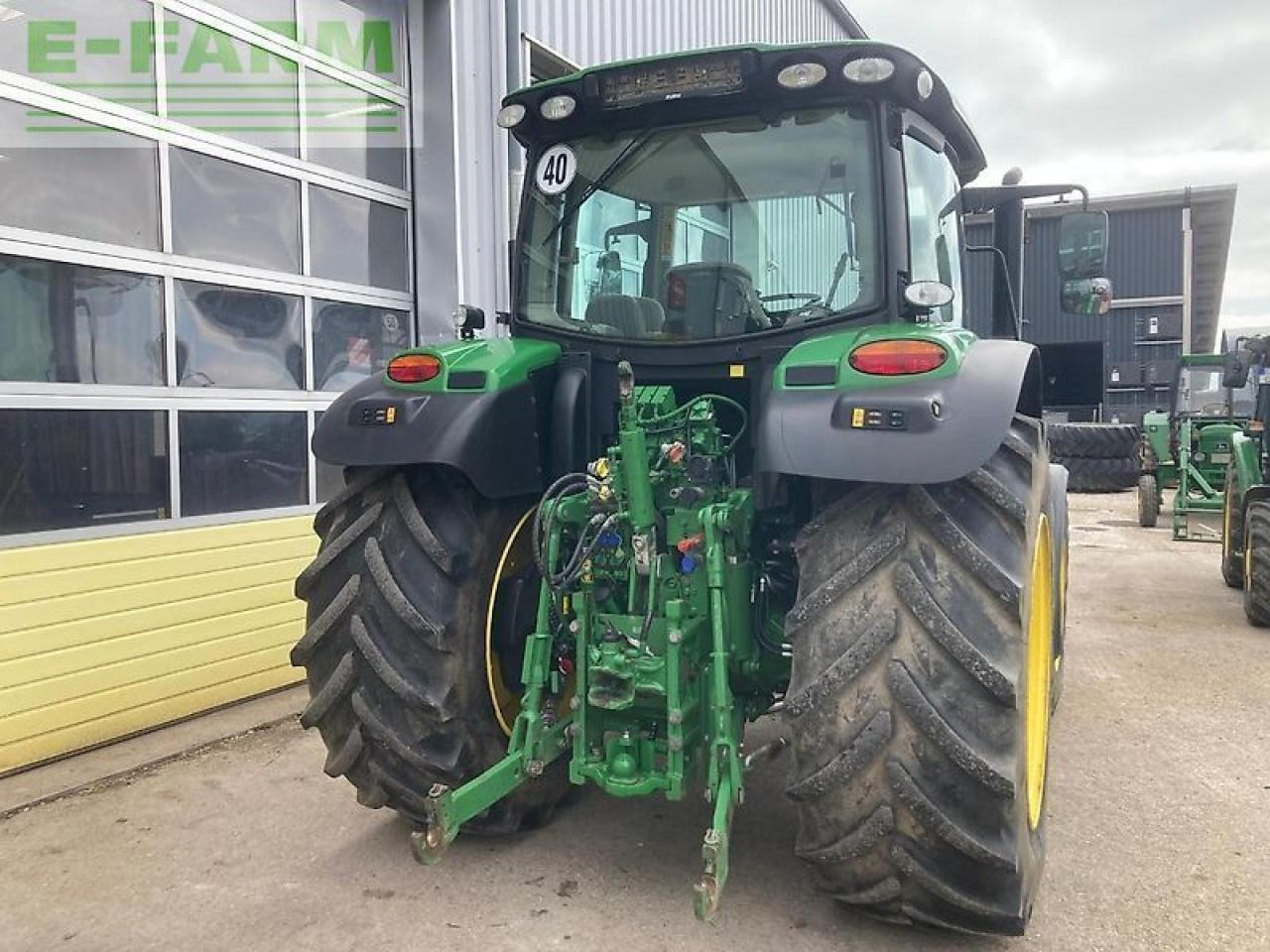 John Deere 6130r - Трактор: снимка 4 John Deere 6130r - Трактор: снимка 4