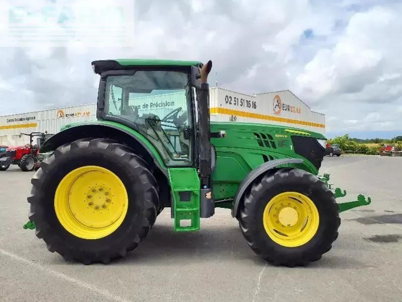 John Deere 6140r - Трактор: снимка 1 John Deere 6140r - Трактор: снимка 1