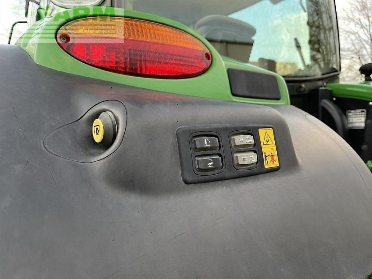 Трактор John Deere 6140r dd 40: снимка 17