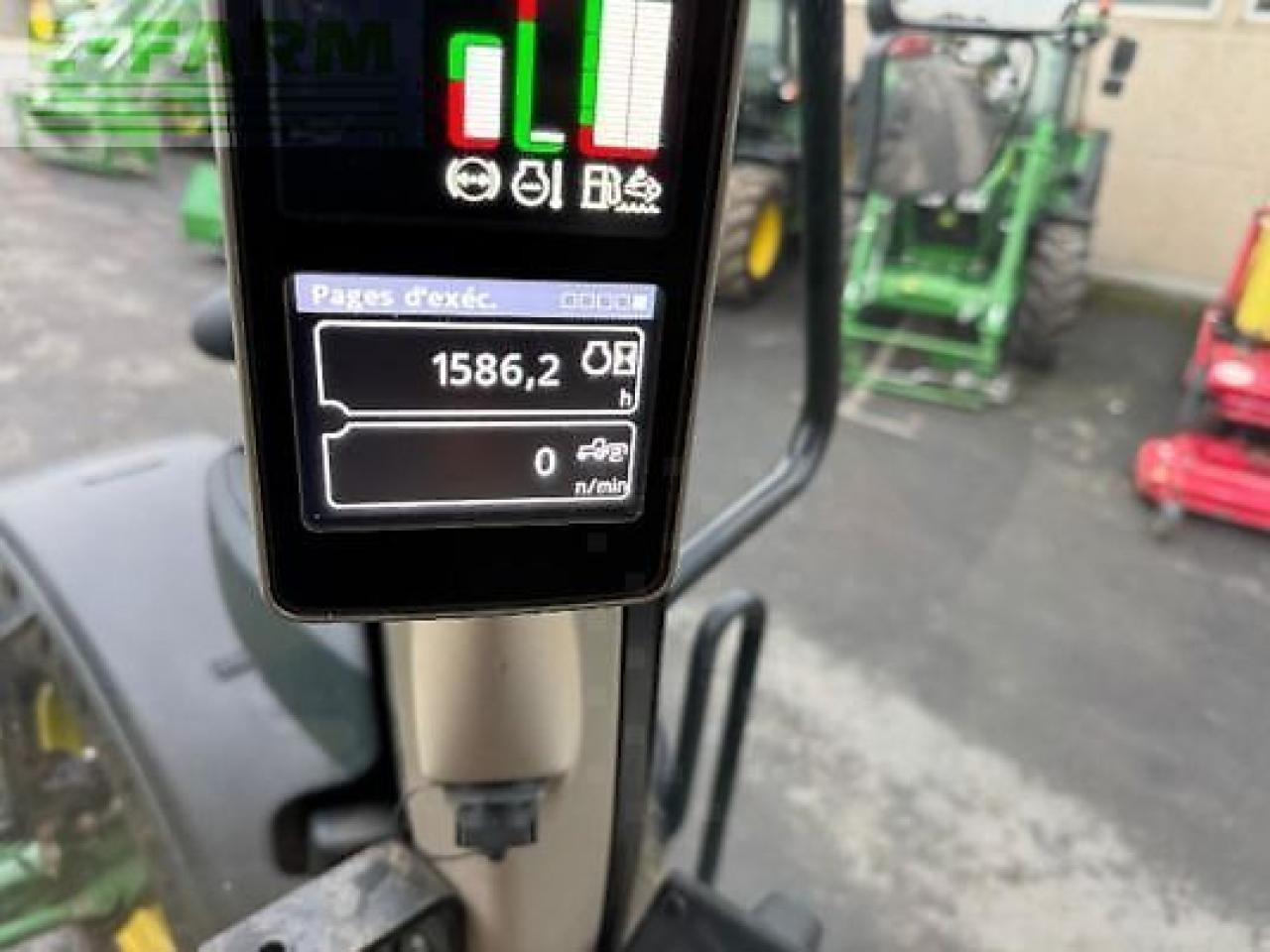 Трактор John Deere 6155m: снимка 10
