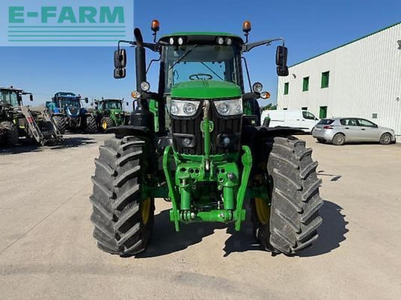 John Deere 6155m - Трактор: снимка 2 John Deere 6155m - Трактор: снимка 2