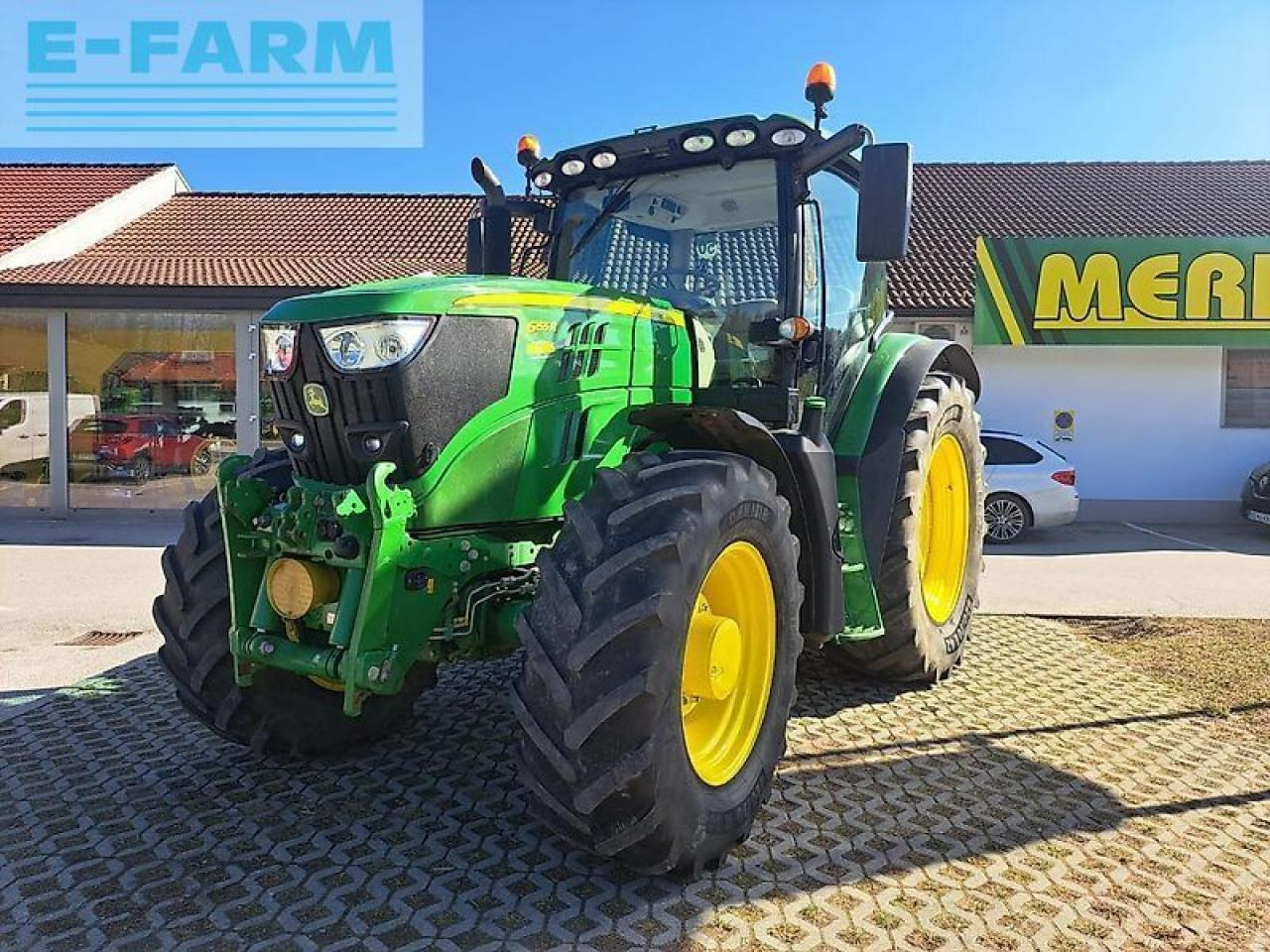 John Deere 6155r - Трактор: снимка 1 John Deere 6155r - Трактор: снимка 1