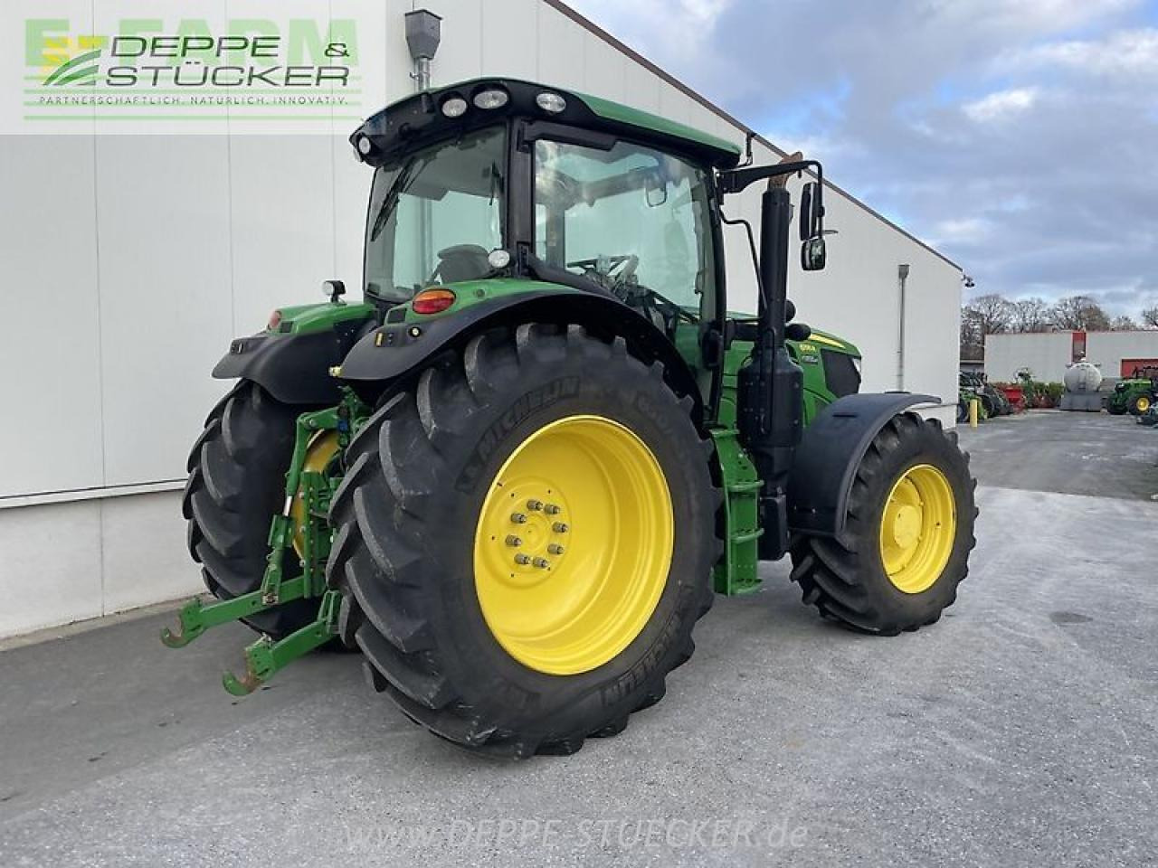 John Deere 6155r - Трактор: снимка 2 John Deere 6155r - Трактор: снимка 2