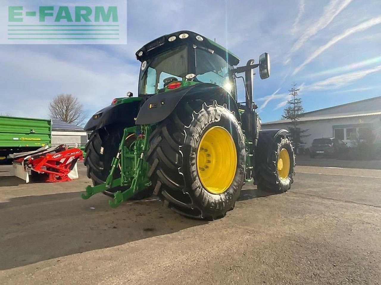 John Deere 6175 r - Трактор: снимка 4 John Deere 6175 r - Трактор: снимка 4