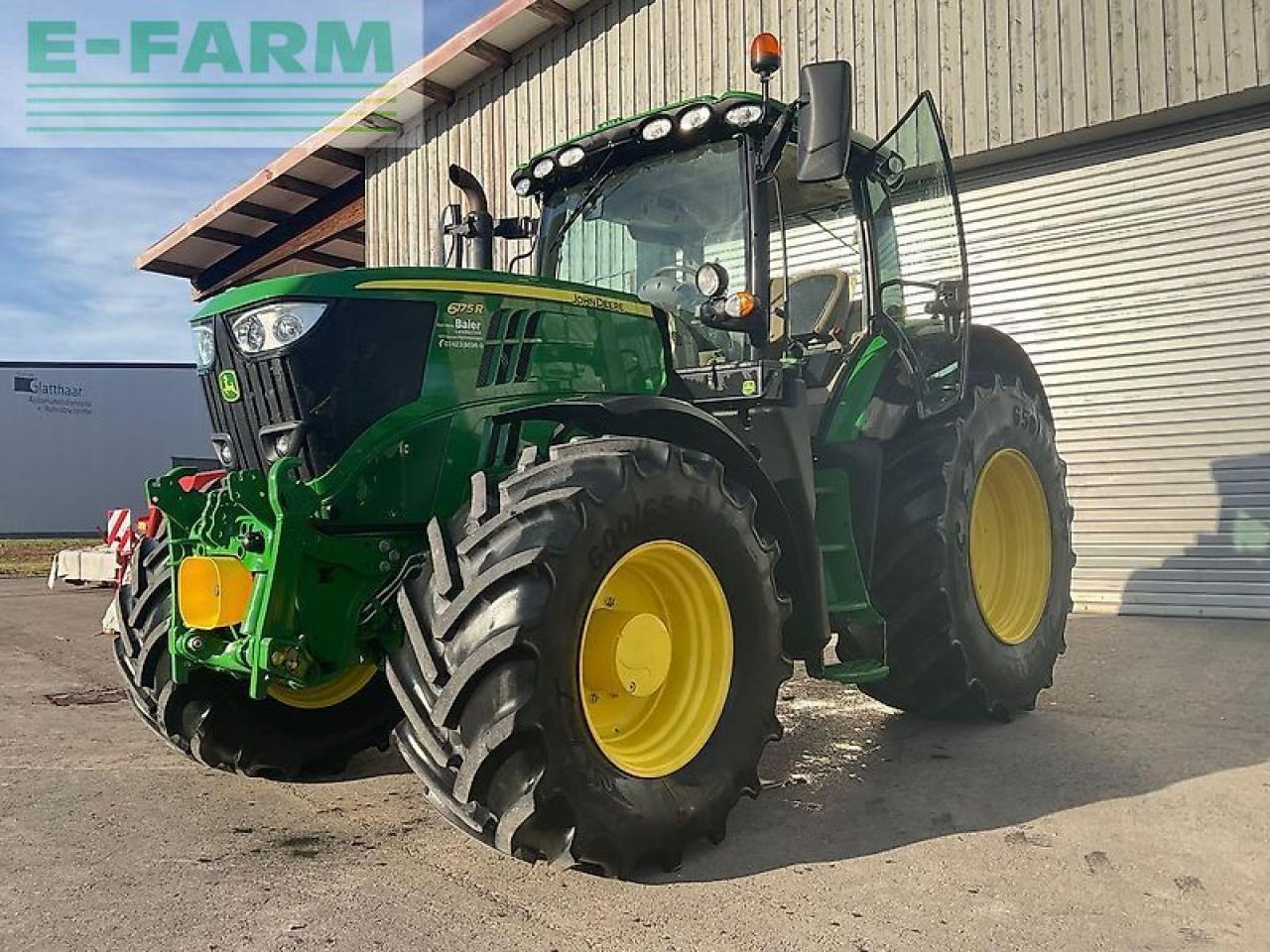 John Deere 6175 r - Трактор: снимка 2 John Deere 6175 r - Трактор: снимка 2