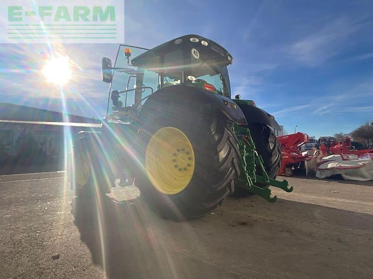 John Deere 6175 r - Трактор: снимка 3 John Deere 6175 r - Трактор: снимка 3