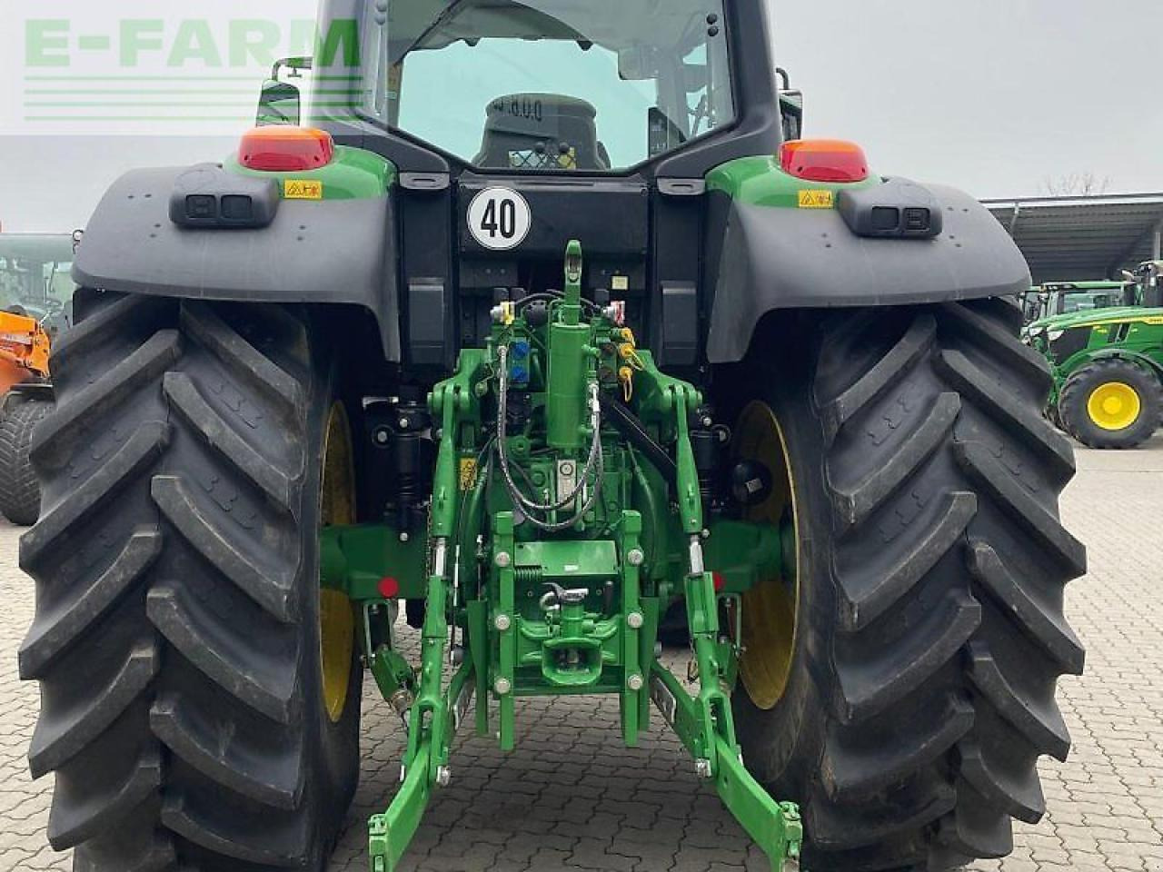 John Deere 6175m - Трактор: снимка 5 John Deere 6175m - Трактор: снимка 5