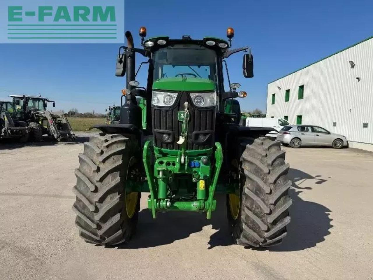 John Deere 6175m - Трактор: снимка 2 John Deere 6175m - Трактор: снимка 2
