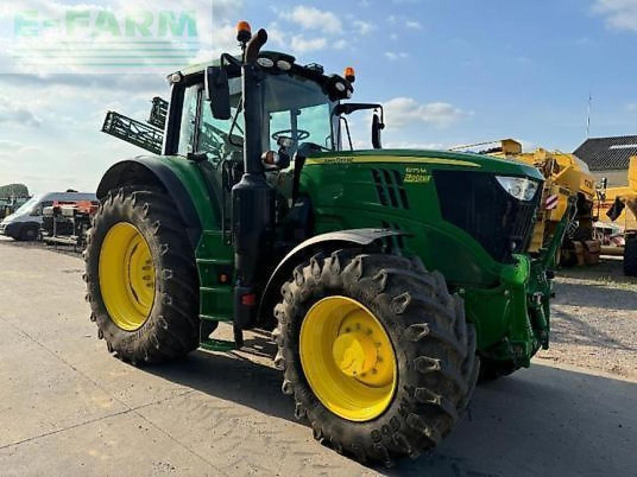 John Deere 6175m - Трактор: снимка 3 John Deere 6175m - Трактор: снимка 3