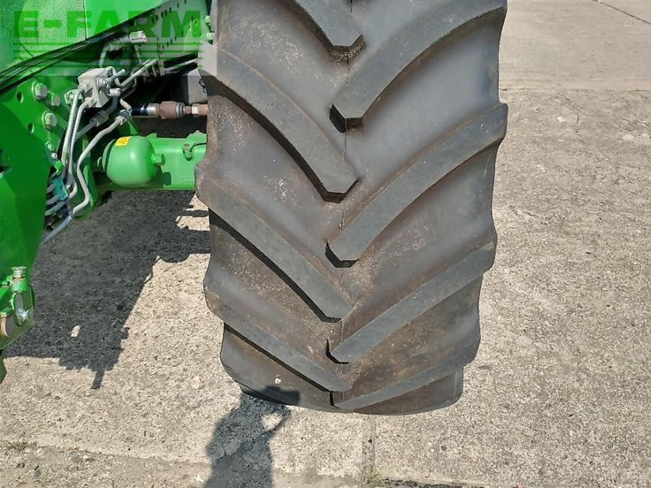 Трактор John Deere 6175r my16 aq 40: снимка 8