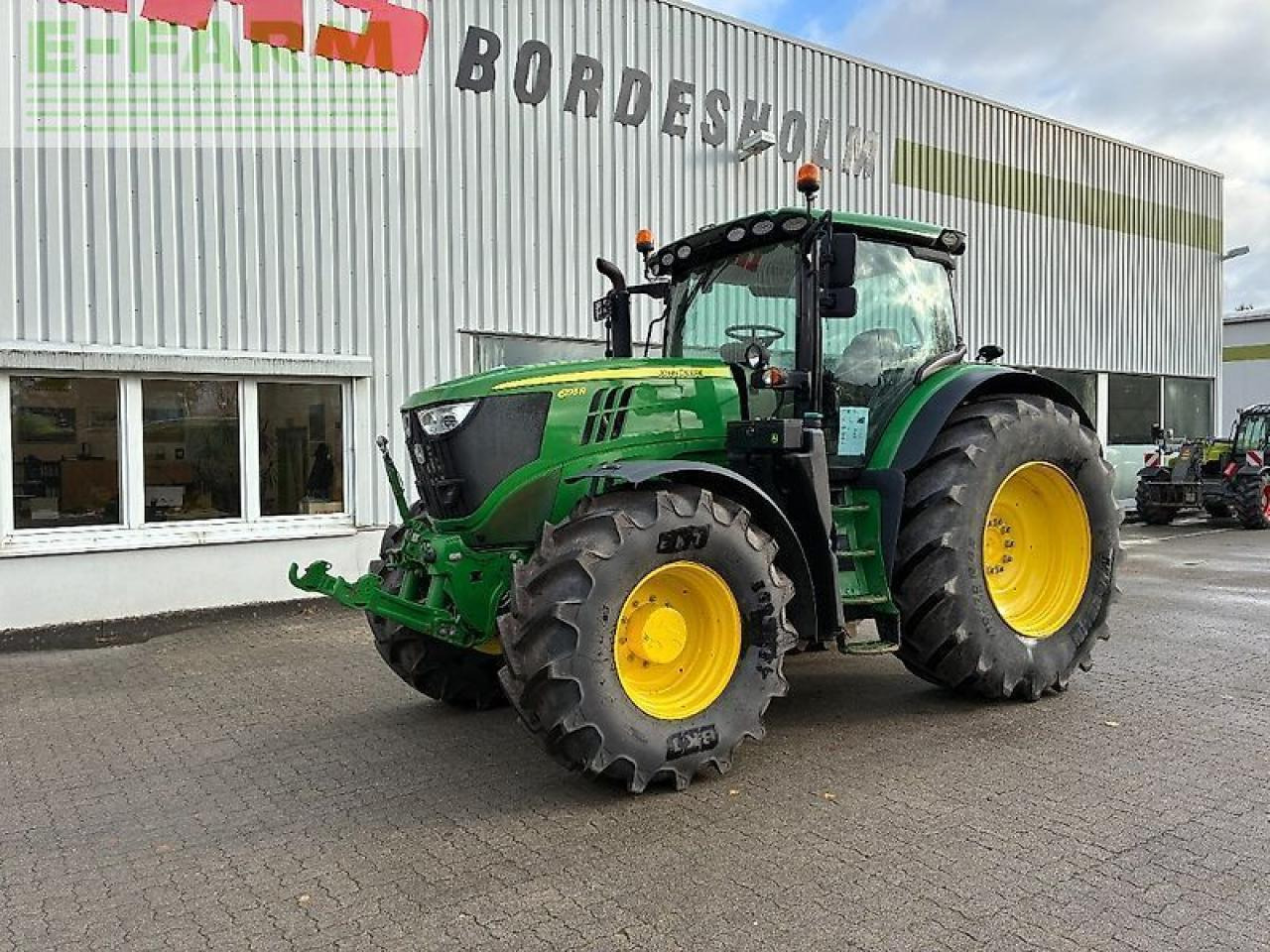 John Deere 6195r - Трактор: снимка 4 John Deere 6195r - Трактор: снимка 4