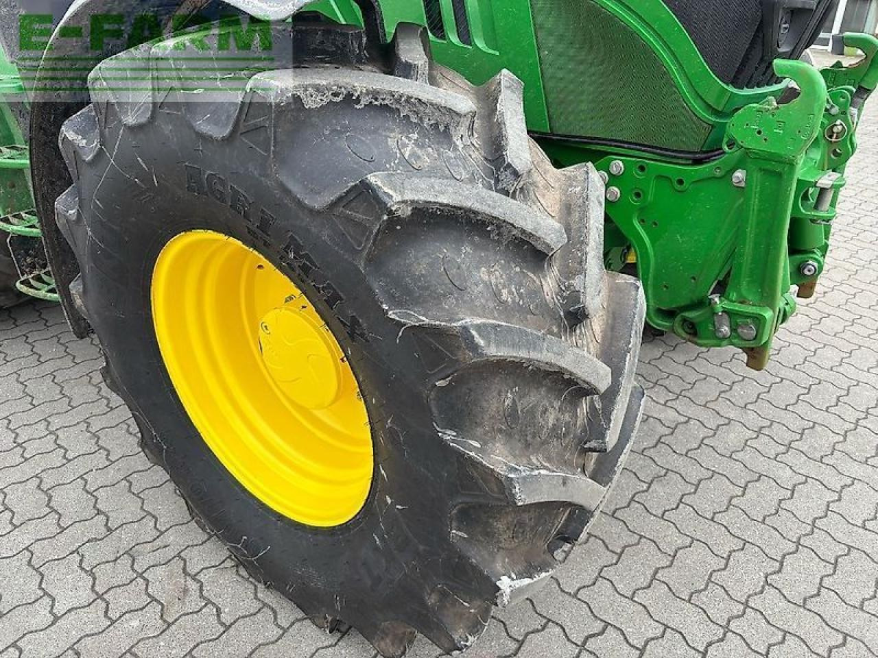 John Deere 6195r - Трактор: снимка 2 John Deere 6195r - Трактор: снимка 2