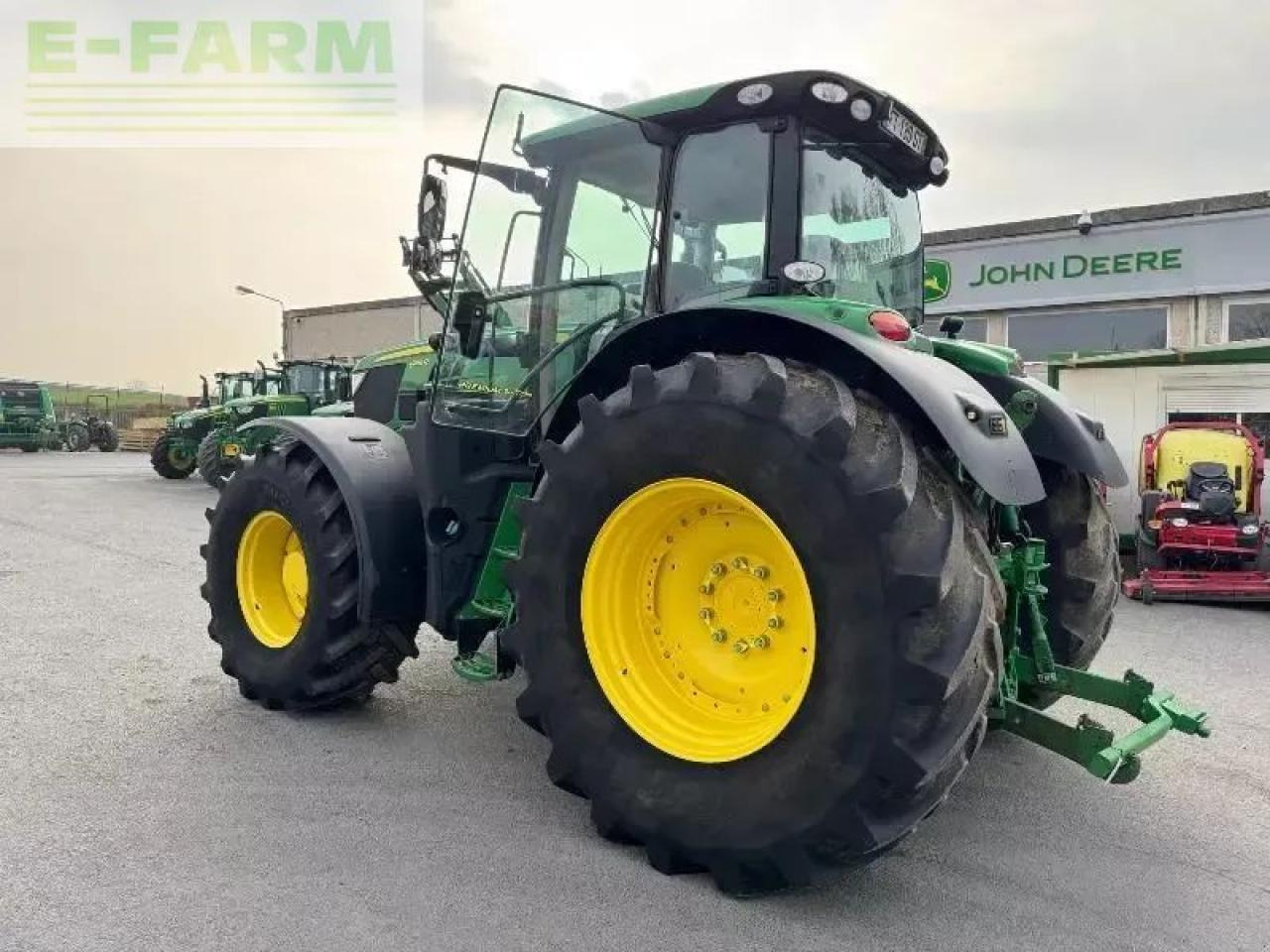 John Deere 6195r - Трактор: снимка 2 John Deere 6195r - Трактор: снимка 2