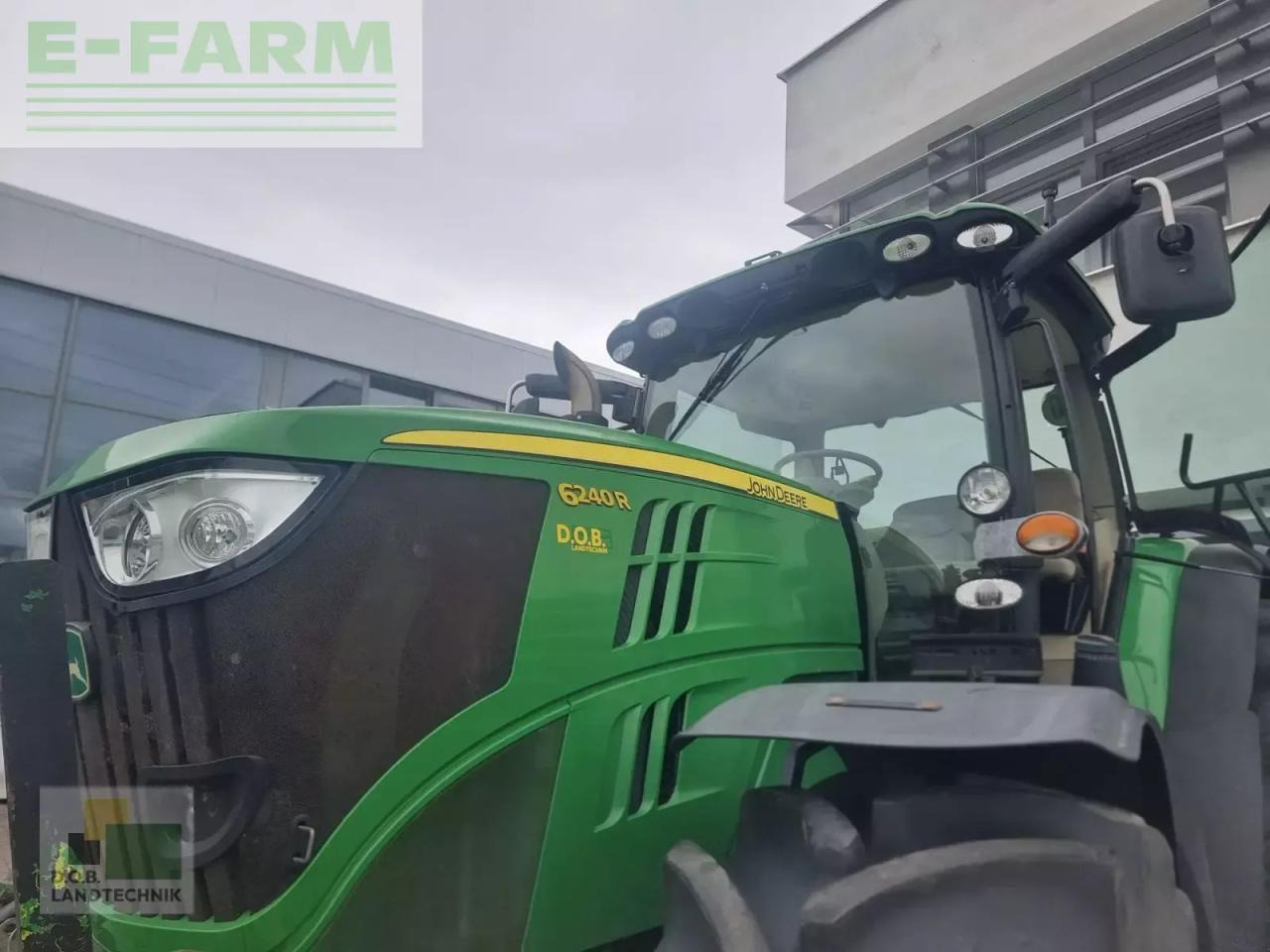 John Deere 6210r - Трактор: снимка 5 John Deere 6210r - Трактор: снимка 5