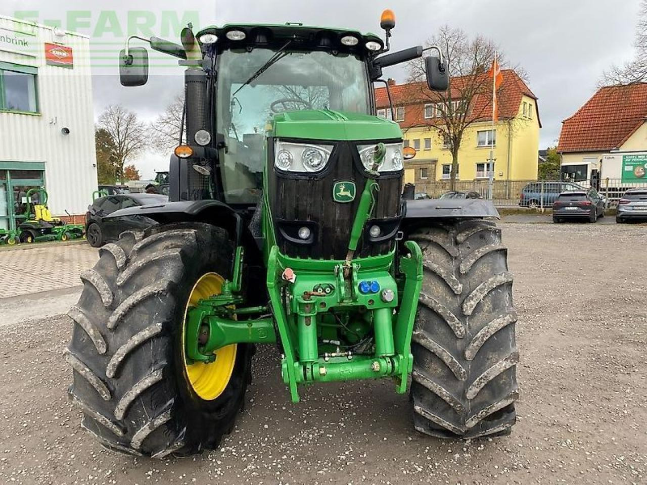 John Deere 6210r - Трактор: снимка 5 John Deere 6210r - Трактор: снимка 5