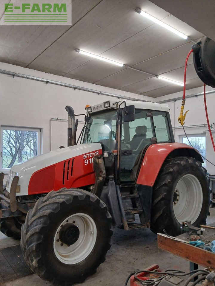 John Deere 6215 r ultimate - Трактор: снимка 1 John Deere 6215 r ultimate - Трактор: снимка 1