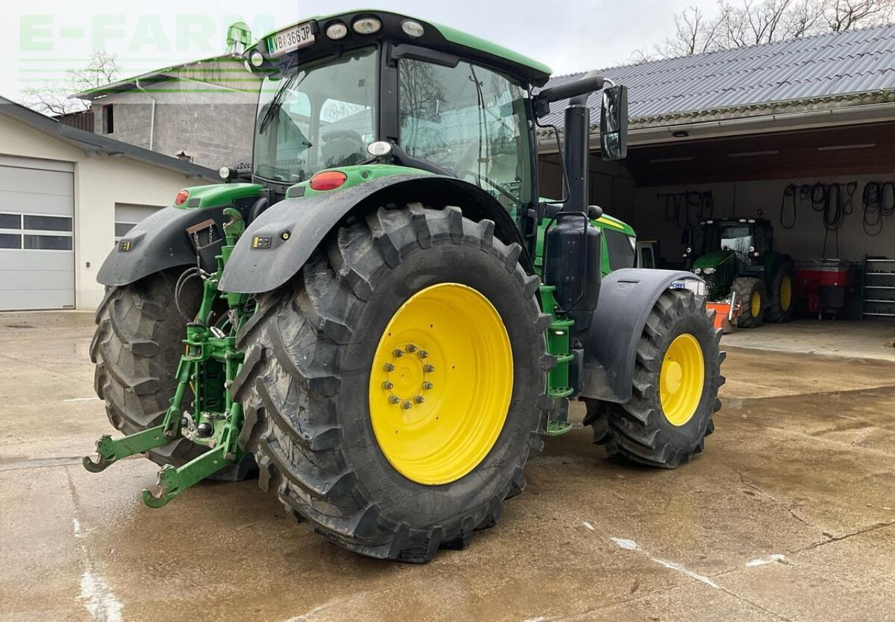 John Deere 6215r - Трактор: снимка 3 John Deere 6215r - Трактор: снимка 3