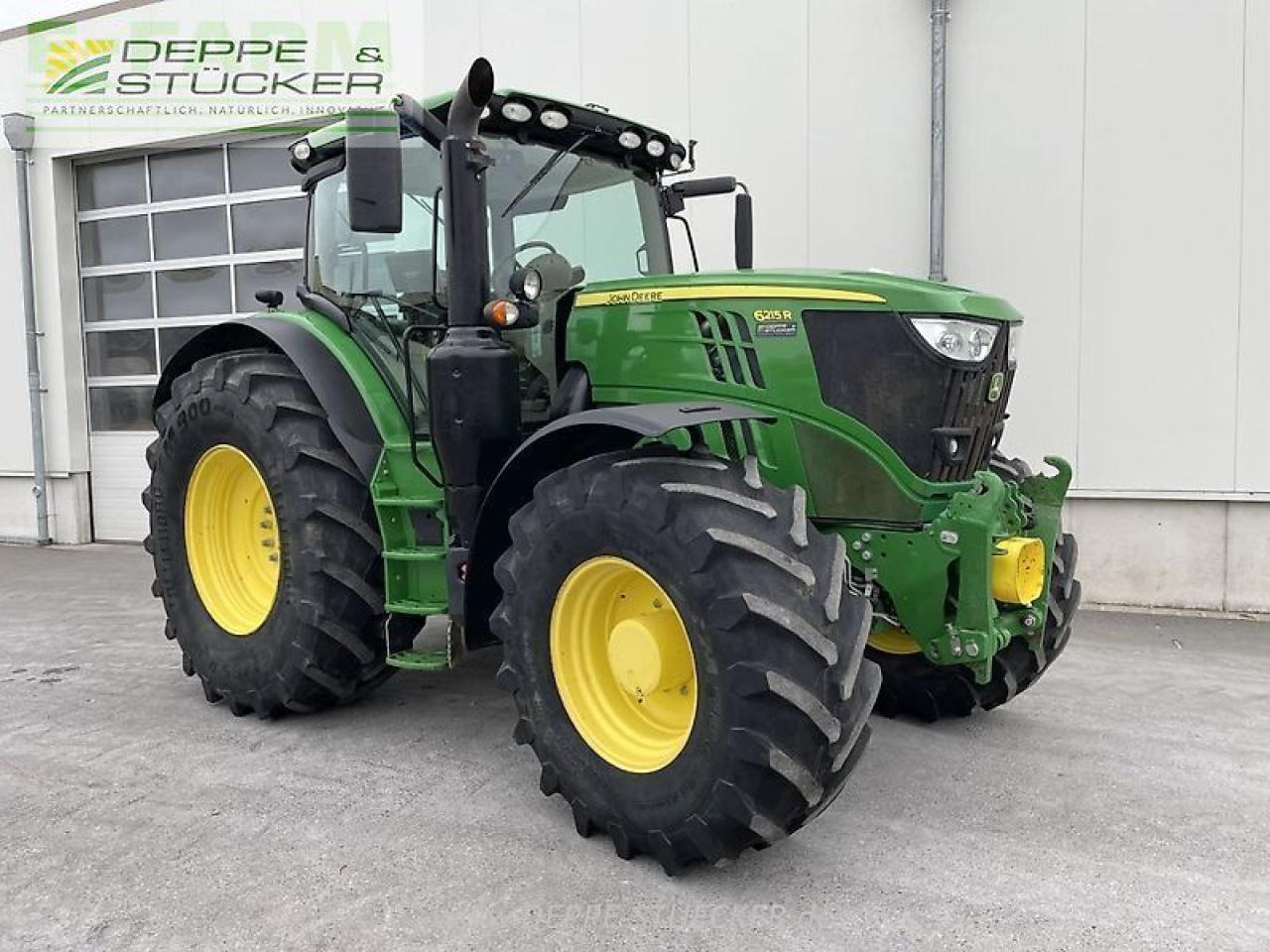 John Deere 6215r - Трактор: снимка 4 John Deere 6215r - Трактор: снимка 4