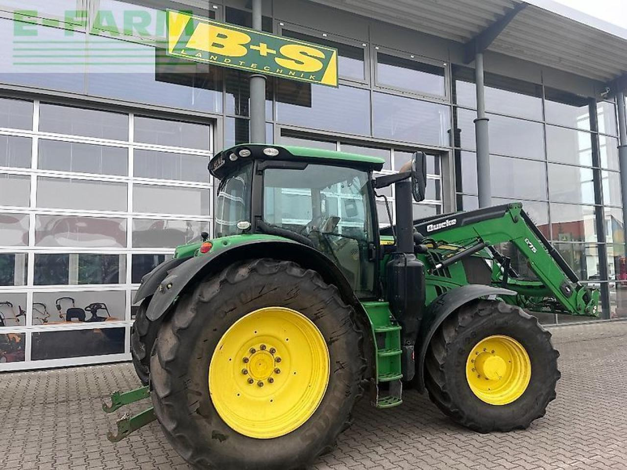 John Deere 6215r - Трактор: снимка 3 John Deere 6215r - Трактор: снимка 3