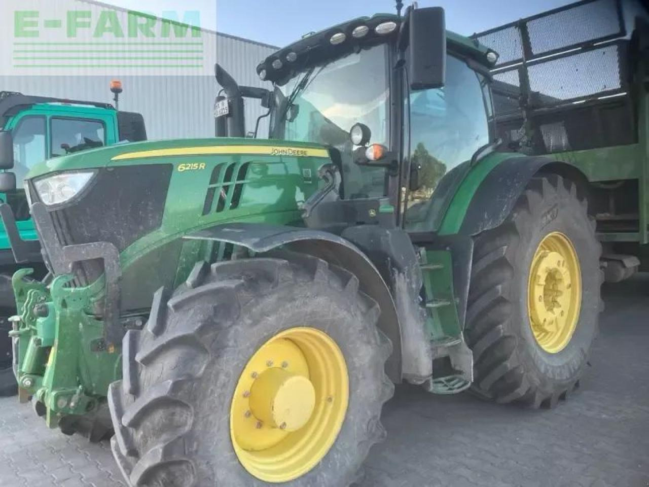 John Deere 6215r - Трактор: снимка 1 John Deere 6215r - Трактор: снимка 1