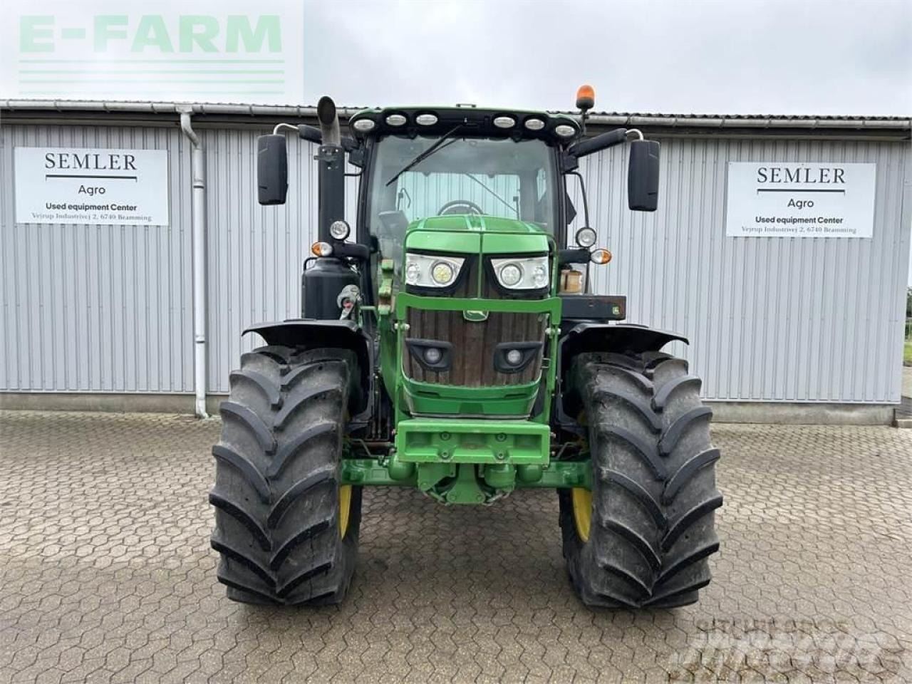 John Deere 6215r - Трактор: снимка 1 John Deere 6215r - Трактор: снимка 1