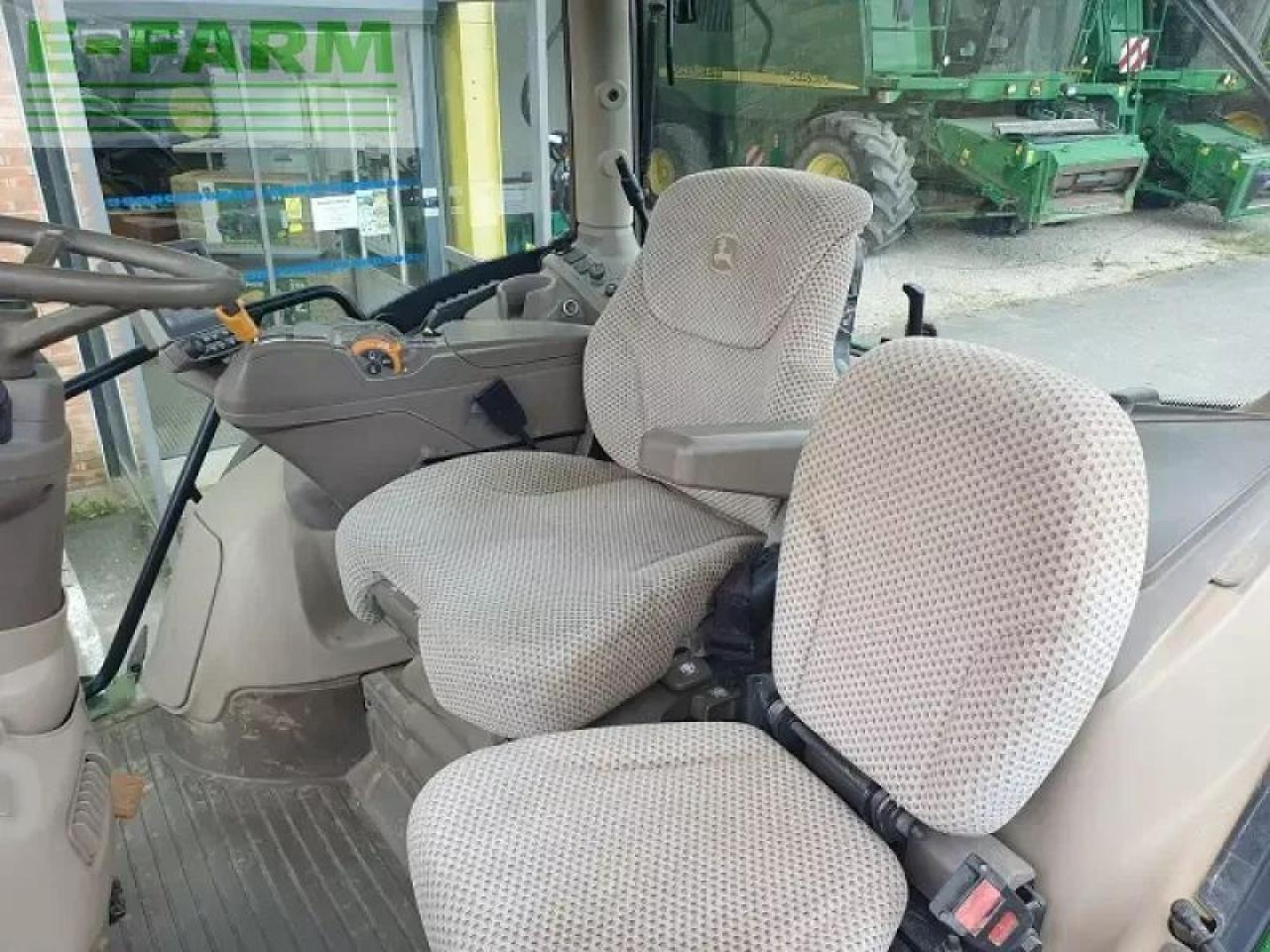 John Deere 6215r - Трактор: снимка 5 John Deere 6215r - Трактор: снимка 5