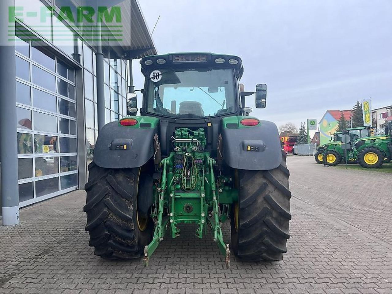 John Deere 6215r - Трактор: снимка 5 John Deere 6215r - Трактор: снимка 5