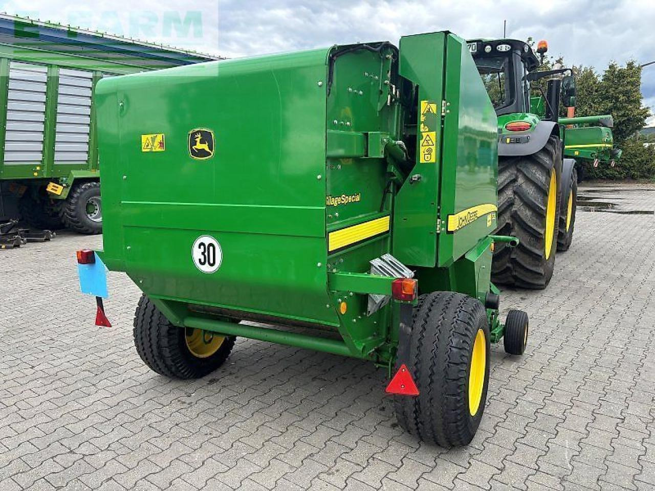John Deere 623 - Сламопреса за квадратни бали: снимка 4 John Deere 623 - Сламопреса за квадратни бали: снимка 4