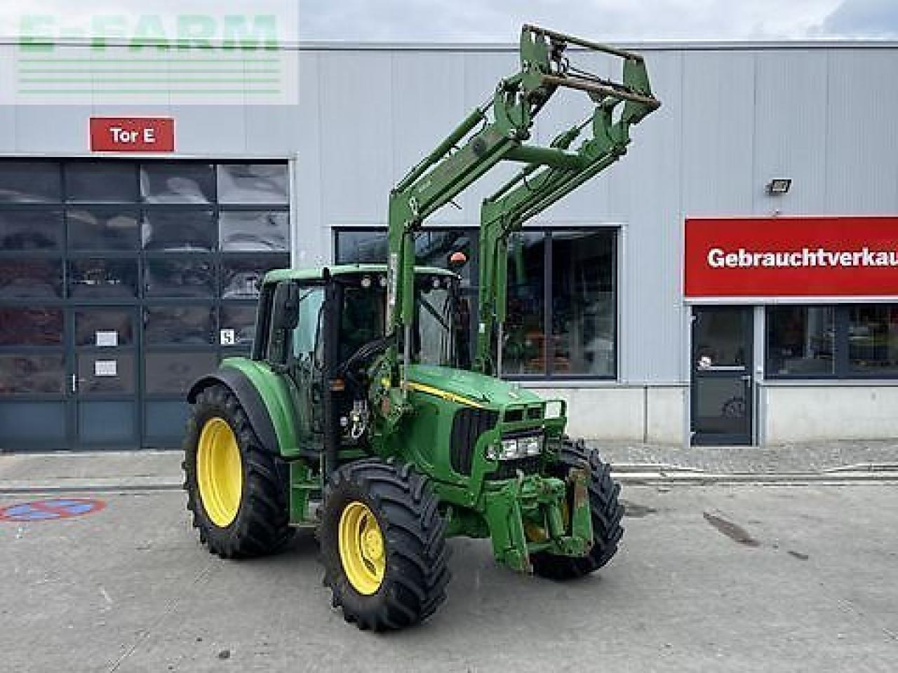 John Deere 6320 + fl - Трактор: снимка 2 John Deere 6320 + fl - Трактор: снимка 2