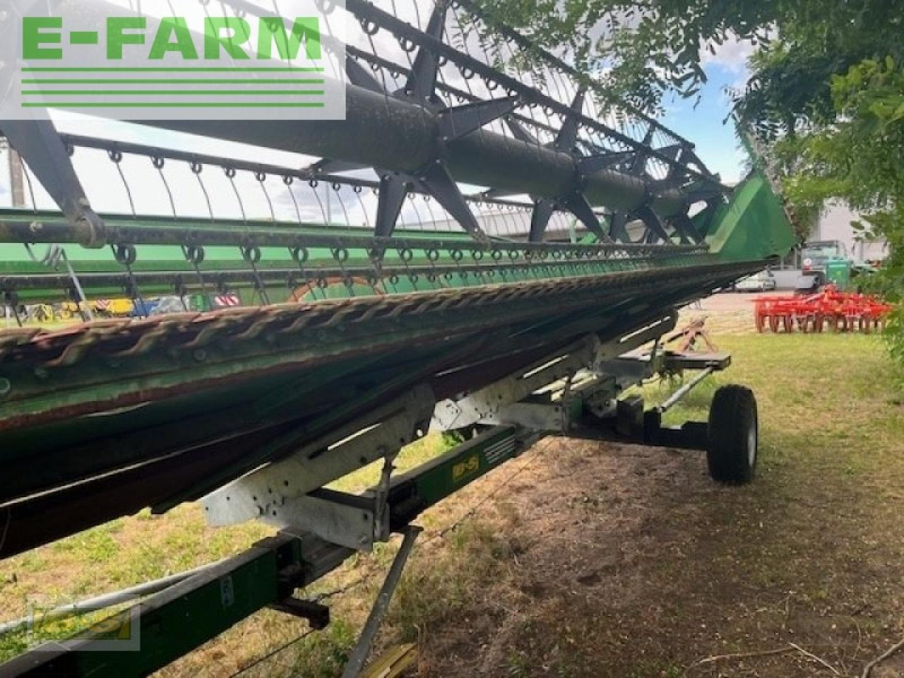 John Deere 635r inkl. rapsvorsatz und wagen - Хедер: снимка 2 John Deere 635r inkl. rapsvorsatz und wagen - Хедер: снимка 2