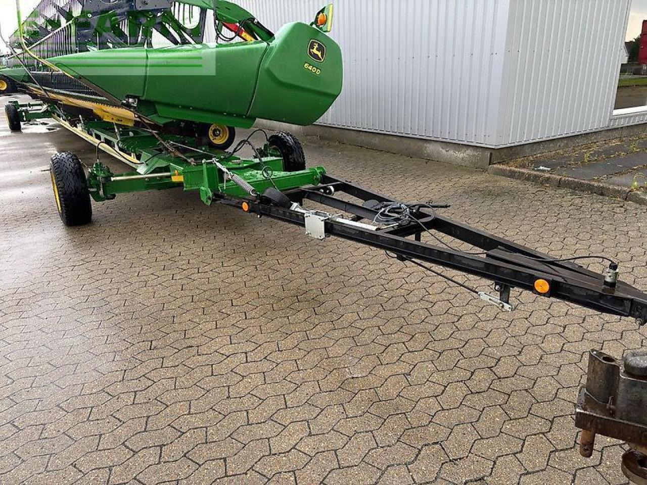 John Deere 640d - Принадлежност за силажокомбайн: снимка 4 John Deere 640d - Принадлежност за силажокомбайн: снимка 4