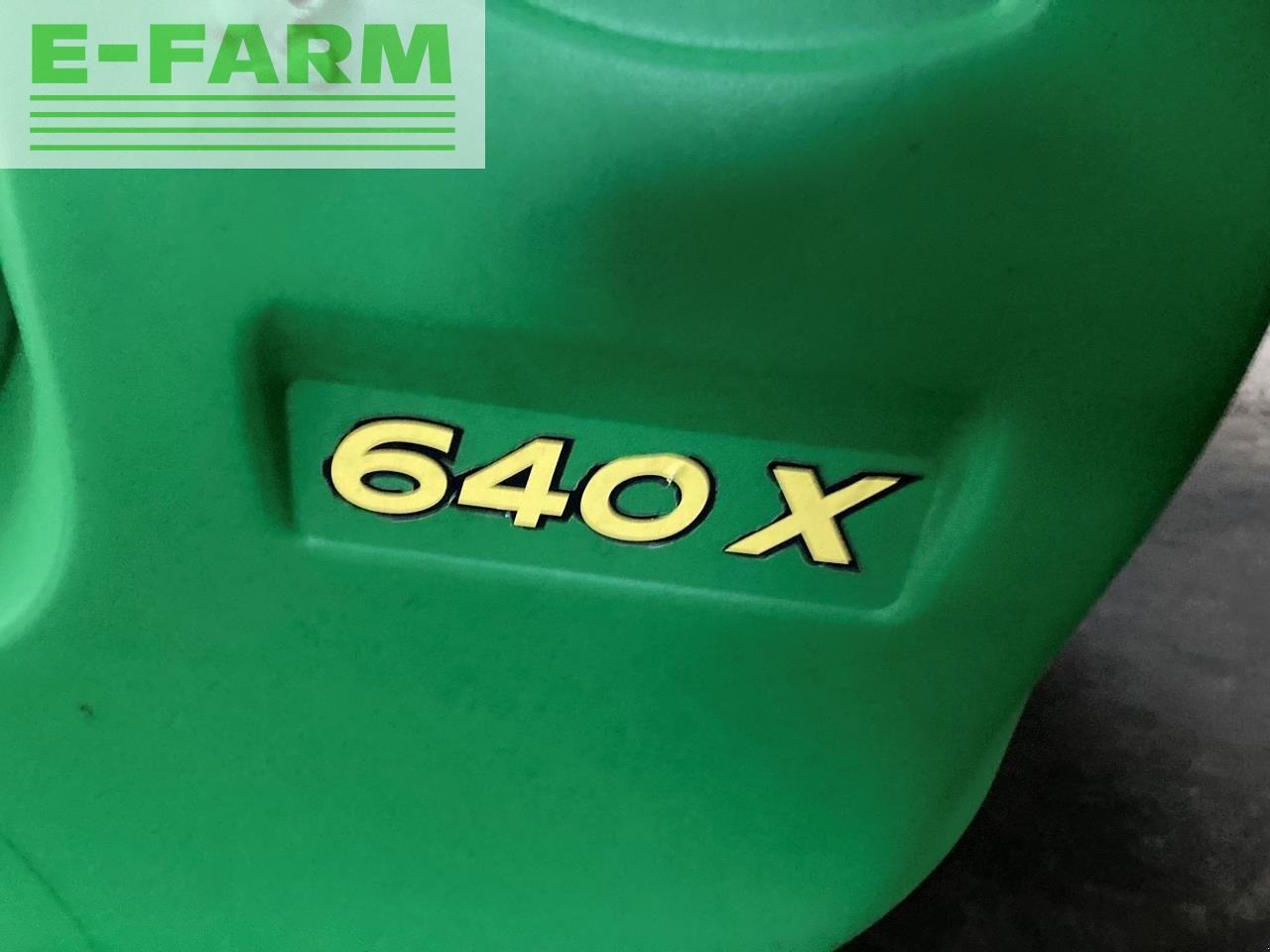 John Deere 640x - Принадлежност за силажокомбайн: снимка 1 John Deere 640x - Принадлежност за силажокомбайн: снимка 1