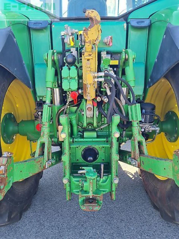 John Deere 6420 premium plus - Трактор: снимка 4 John Deere 6420 premium plus - Трактор: снимка 4