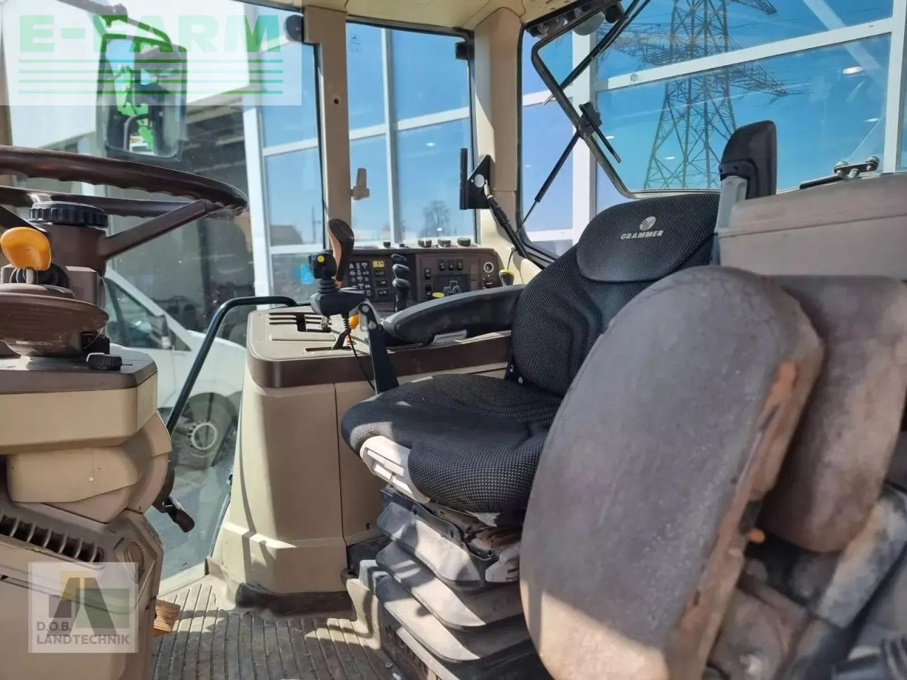 Трактор John Deere 6820: снимка 17