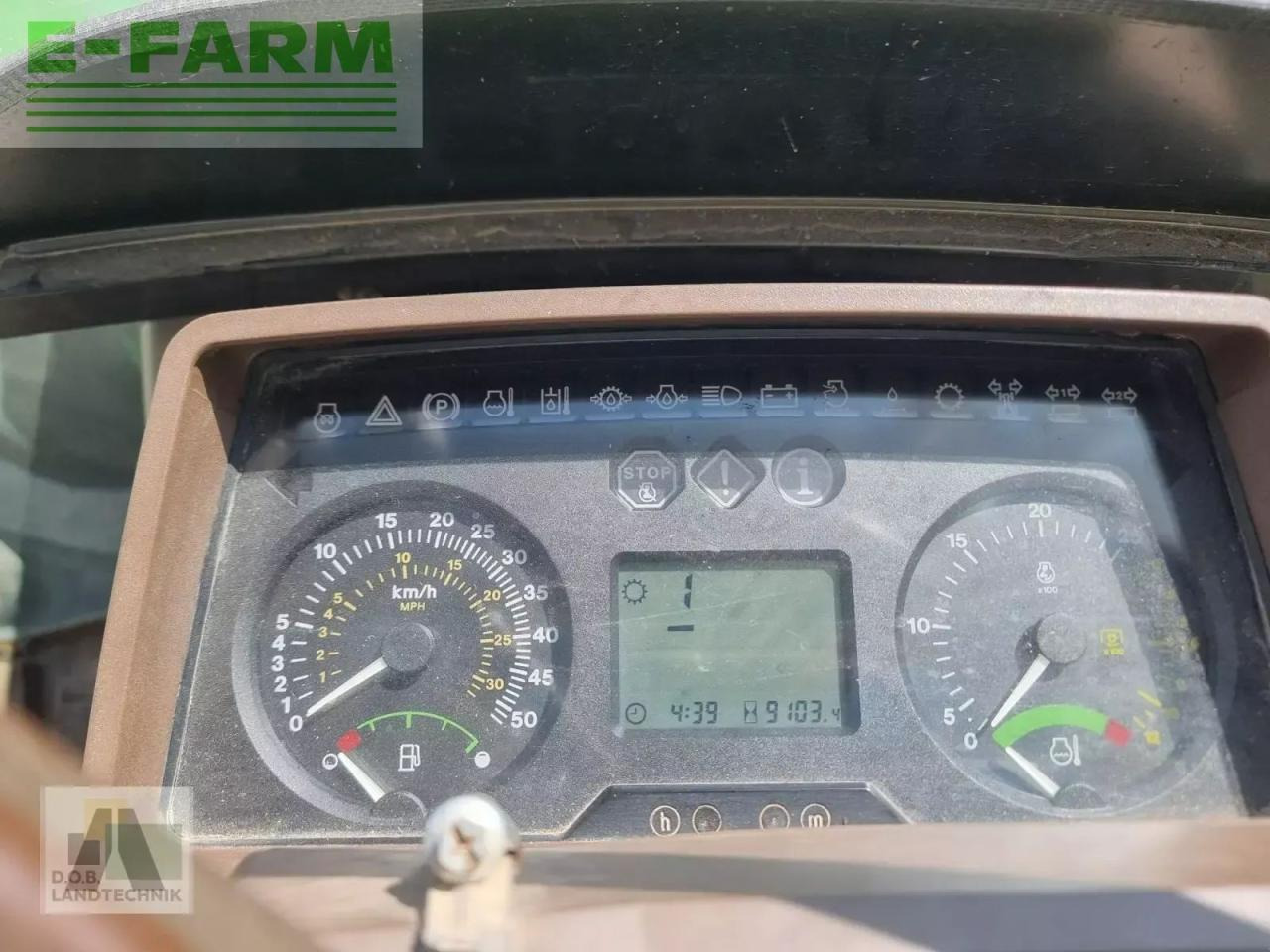 Трактор John Deere 6820: снимка 11