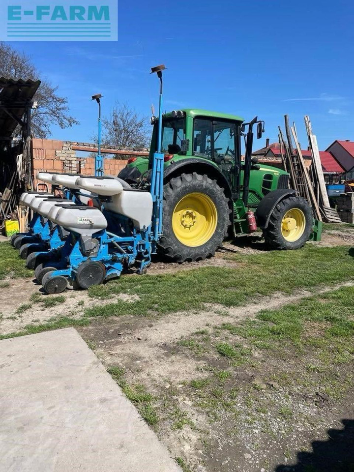 John Deere 6830 Premium - Трактор: снимка 2 John Deere 6830 Premium - Трактор: снимка 2